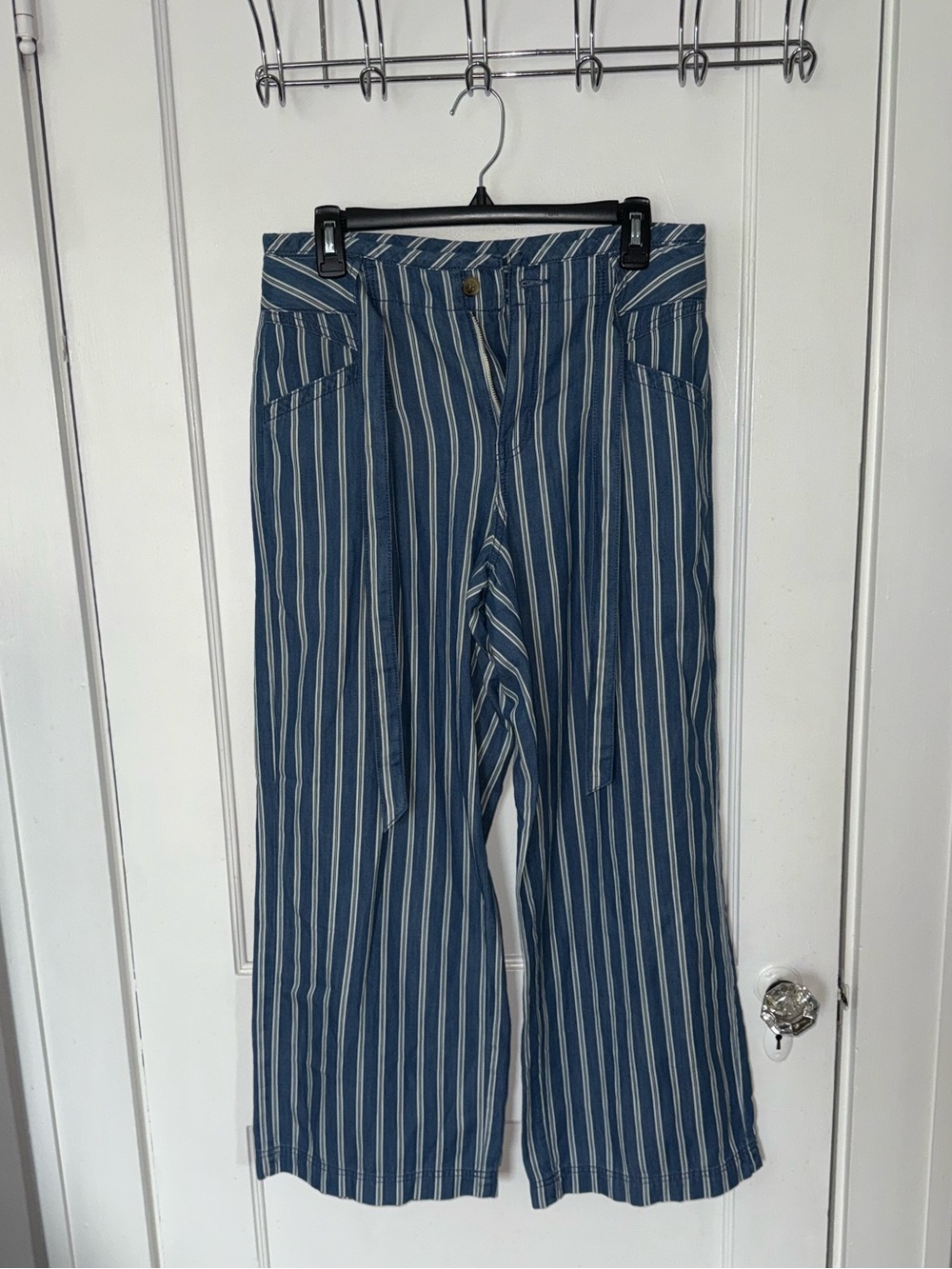 American Eagle Striped Wide Leg Trouser womens size 6